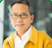 คุณประพันธ์ บุณยเกียรติ